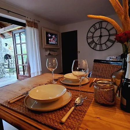 Dreamy Cottage For A Romantic Getaway In Bled, Slovenia 펜션